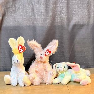 TY attic treasures 1993 Blush and Ty Beanie Babies Carrots and Cottonball.